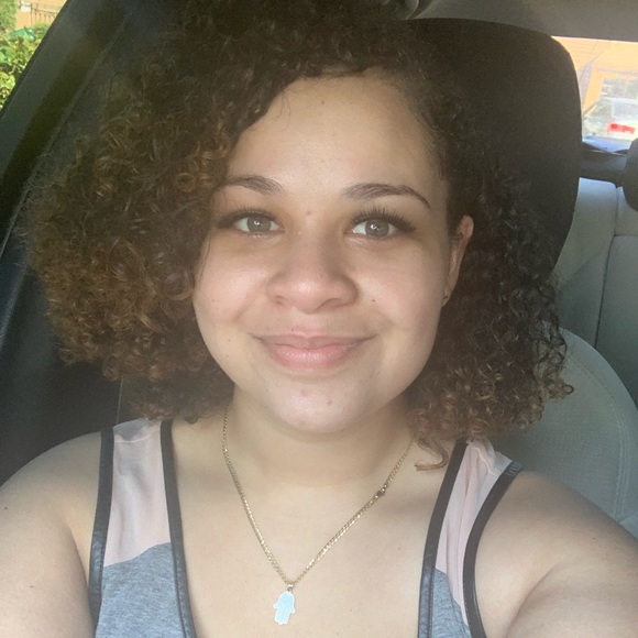 Meet your Posher, Cheyenne - Picture 1 of 1